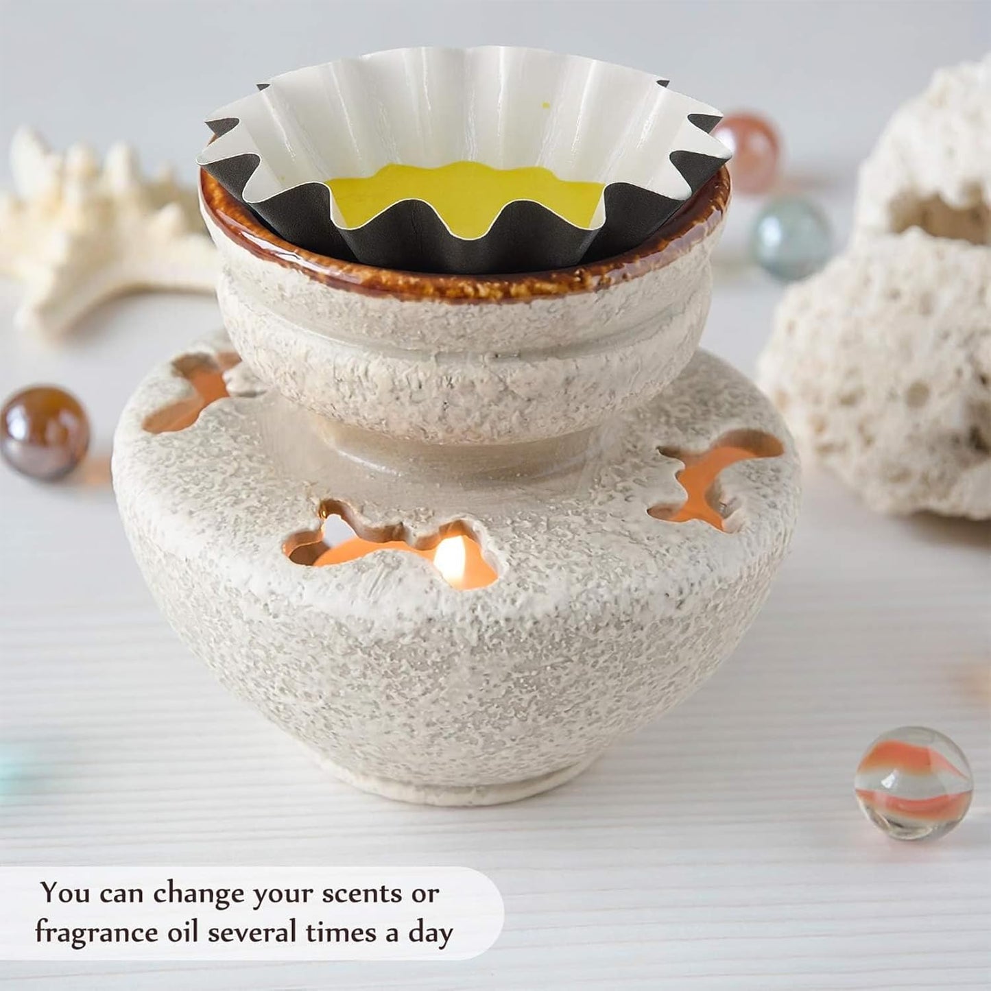 Reusable wax melt liners for mess-free melting of scented candles and wax tarts. Includes 25 cups.